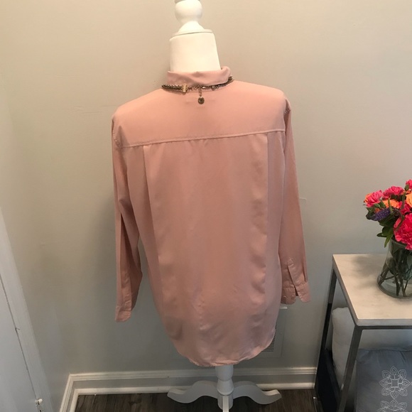 Uniqlo button blouse - Picture 6 of 11